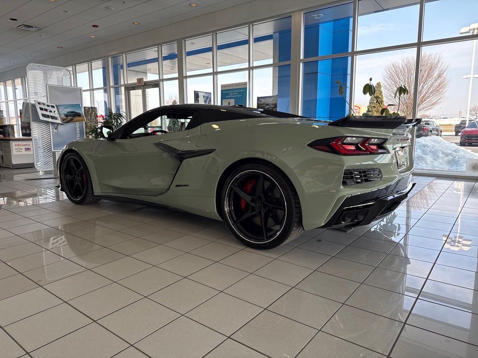 2024 Chevrolet Corvette E-Ray 3LZ