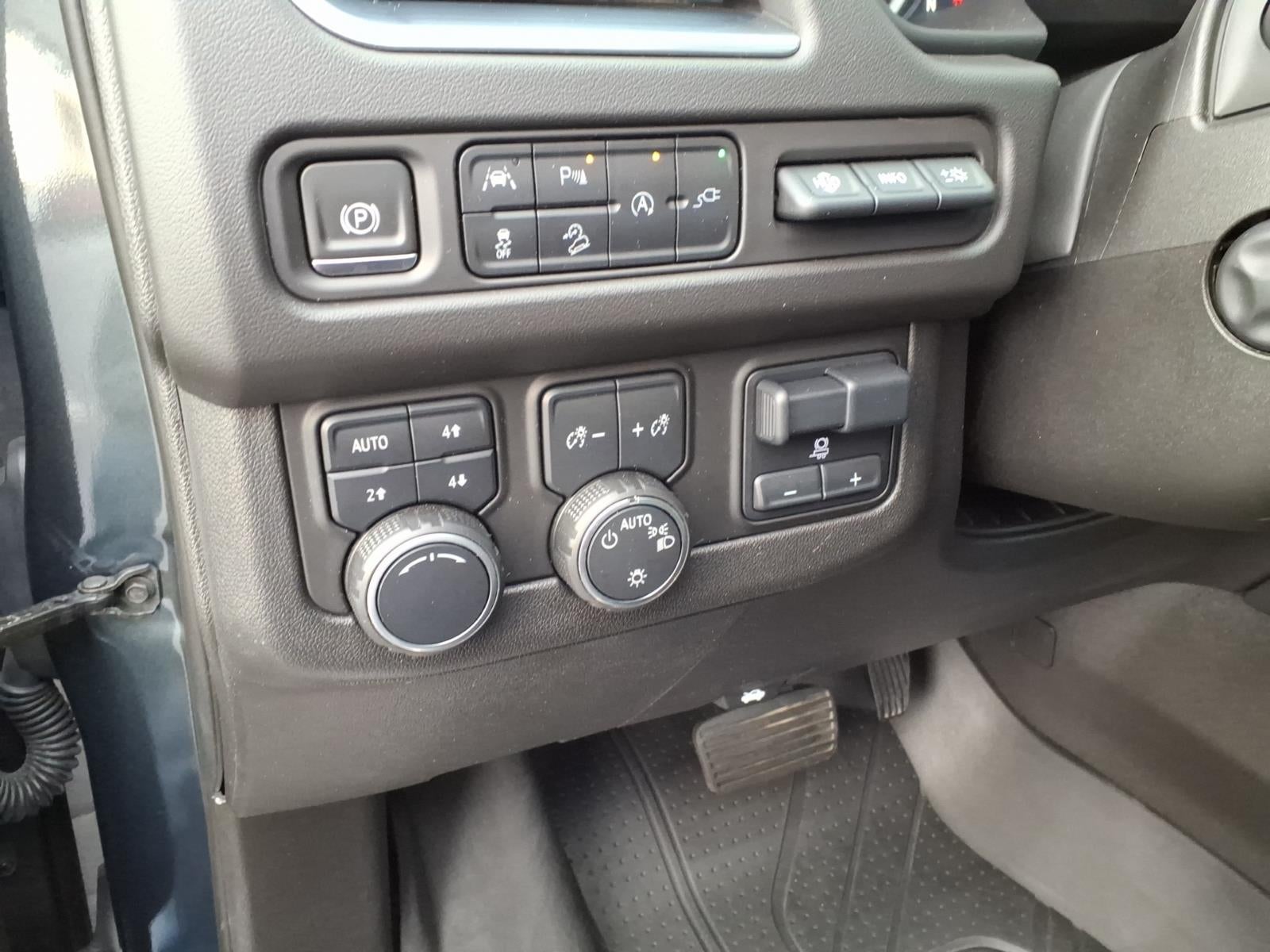 2021 Chevrolet Suburban Premier