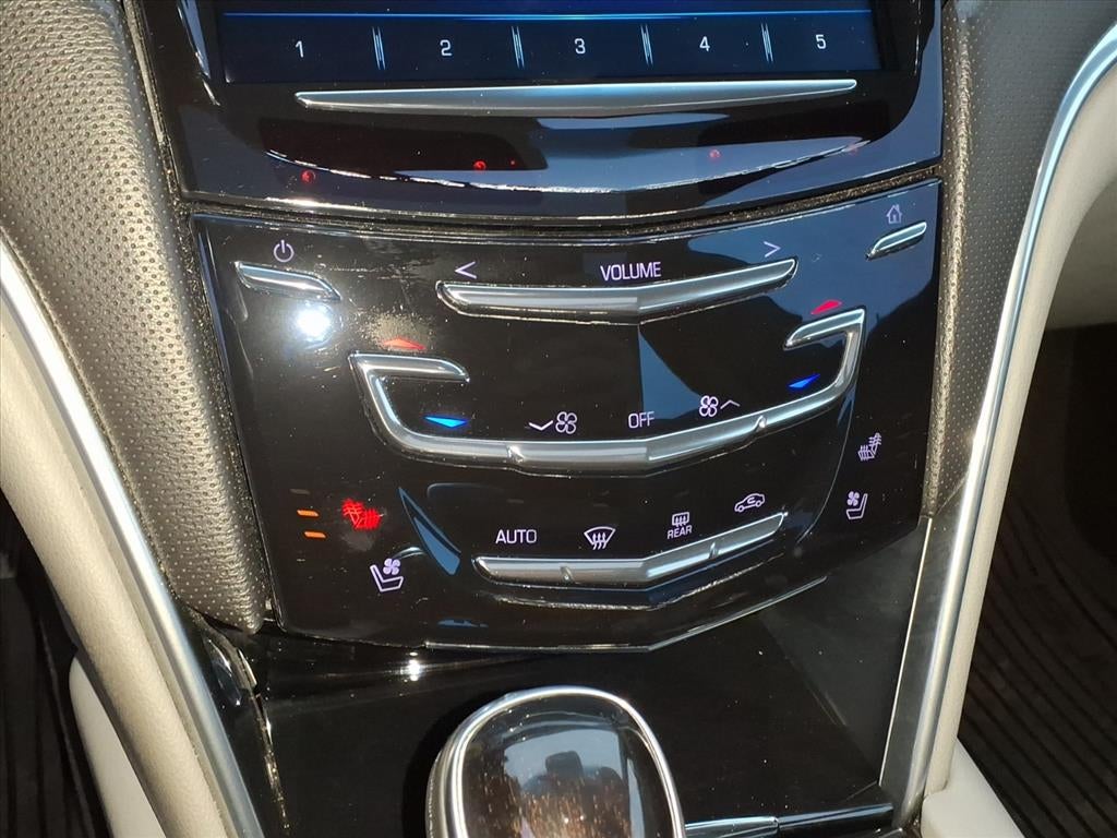 2016 Cadillac XTS Luxury Collection