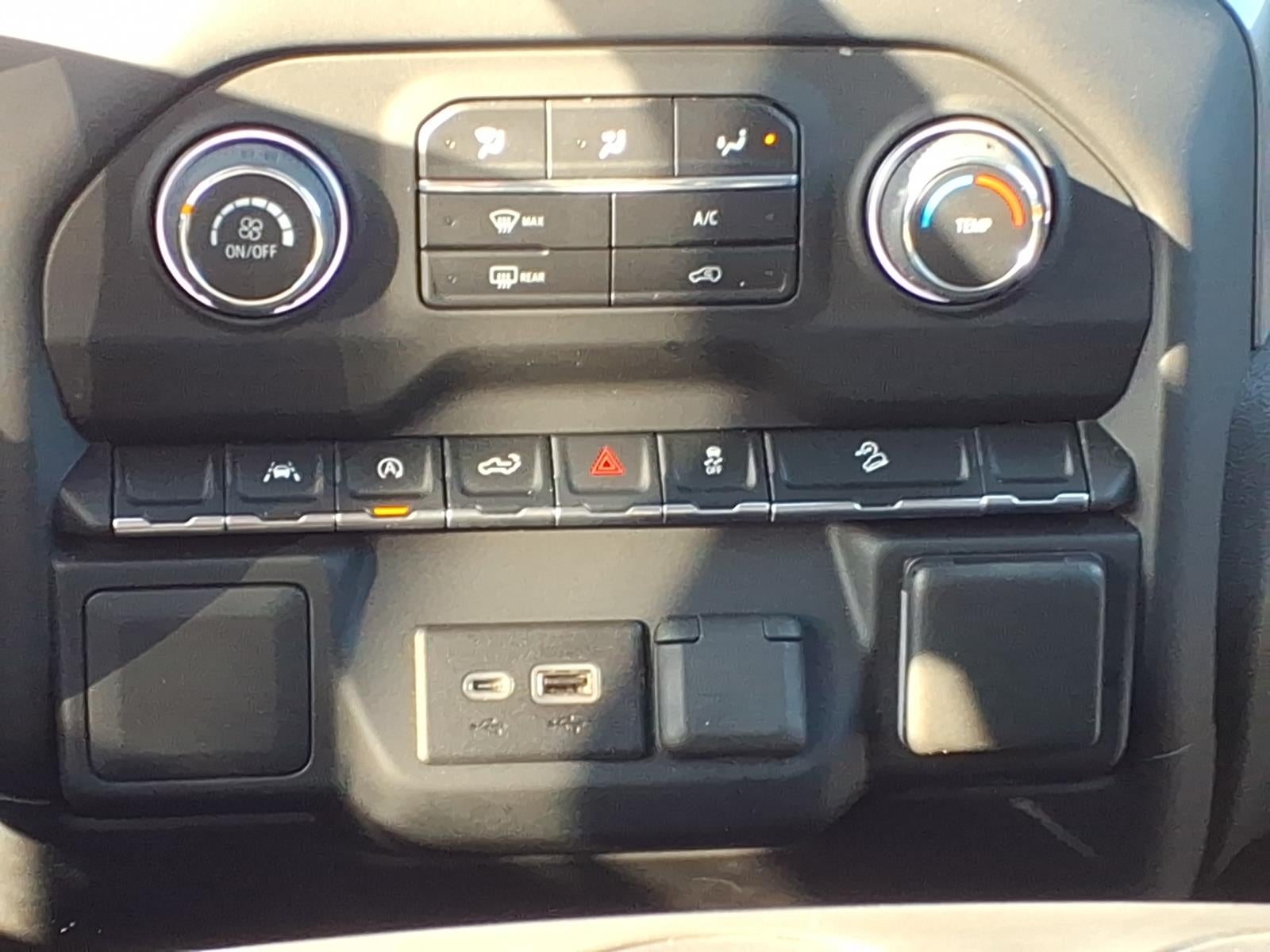 2022 Chevrolet Silverado 1500 Custom Trail Boss