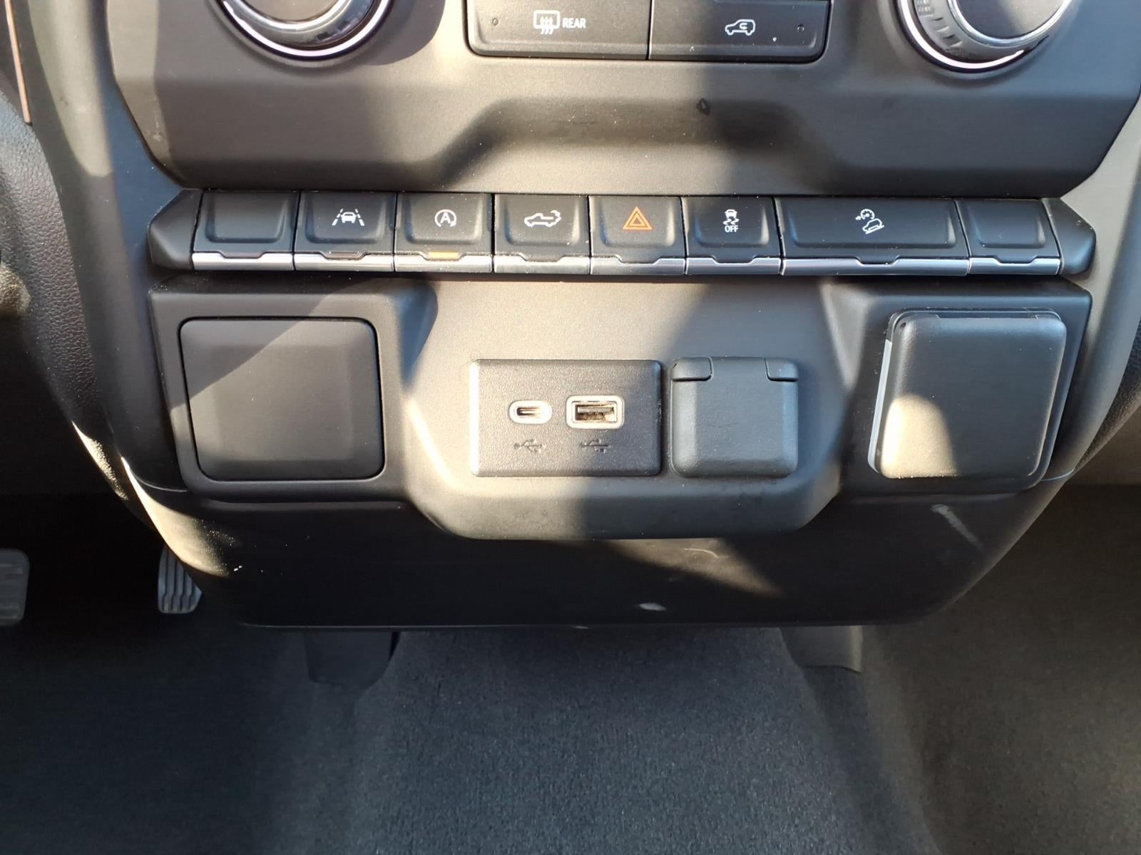 2022 Chevrolet Silverado 1500 Custom Trail Boss