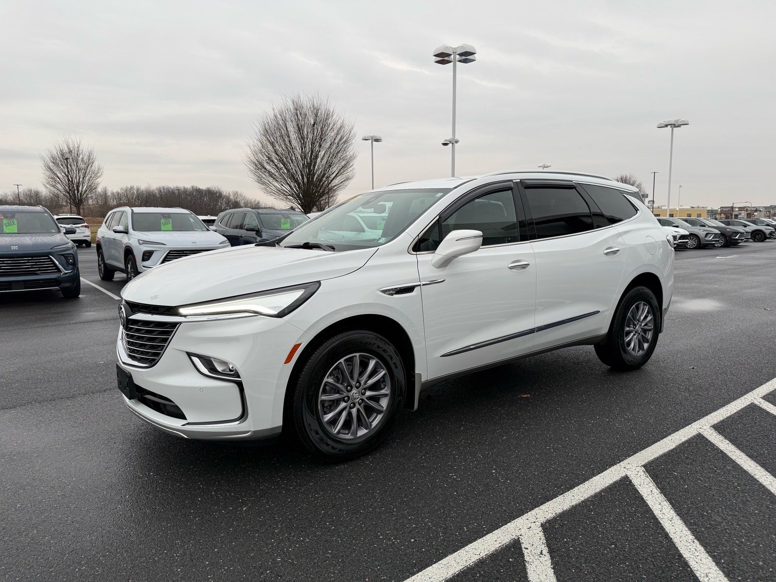 2024 Buick Enclave Essence