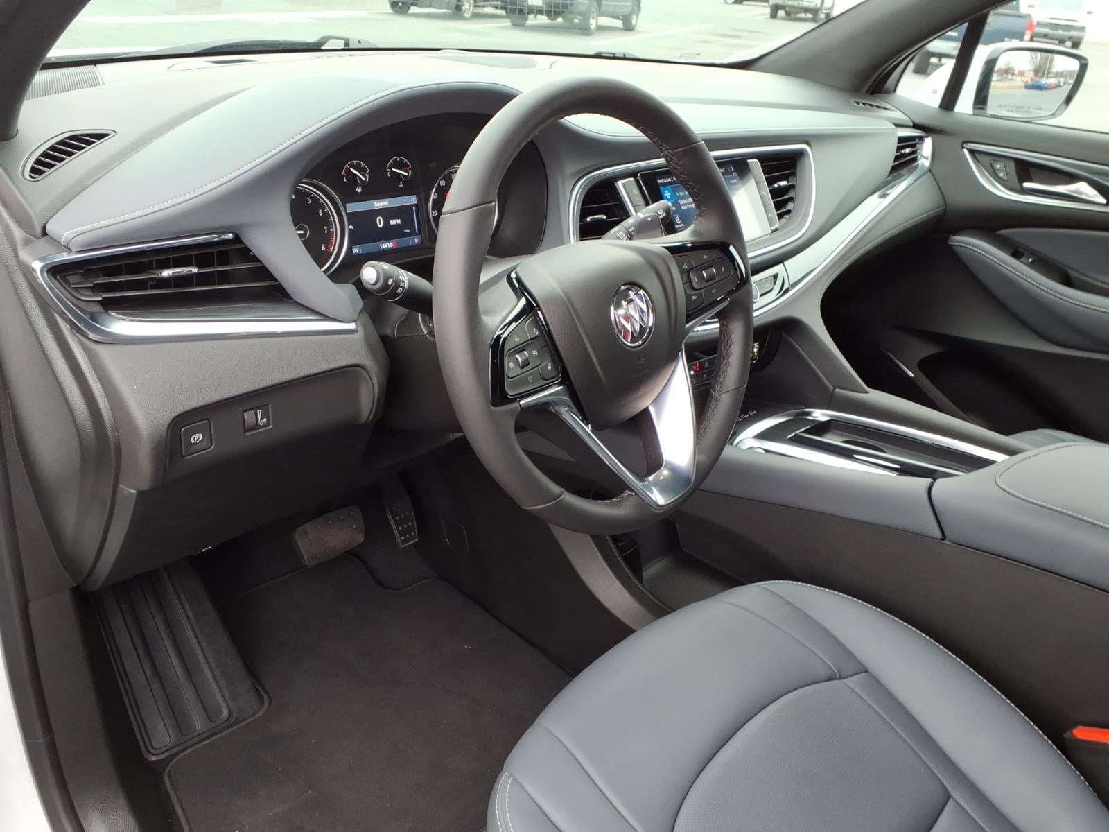 2024 Buick Enclave Essence