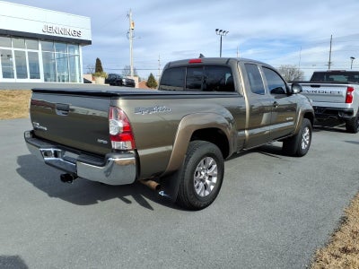 2014 Toyota Tacoma Base