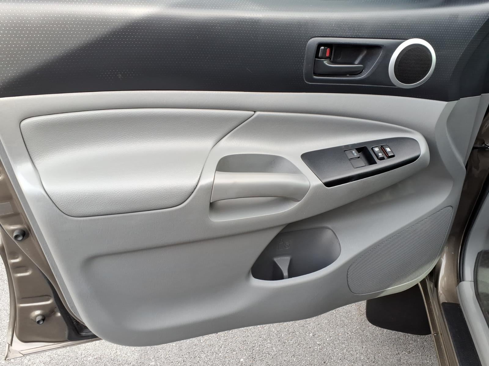 2014 Toyota Tacoma Base