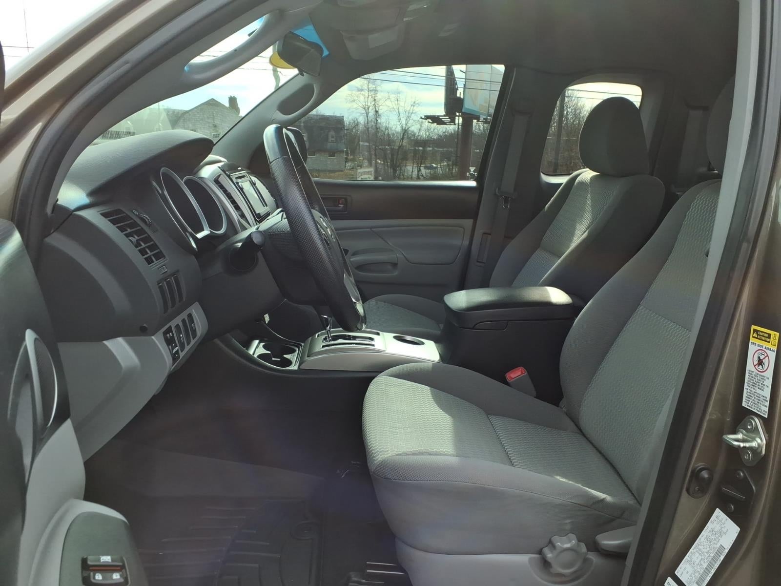 2014 Toyota Tacoma Base