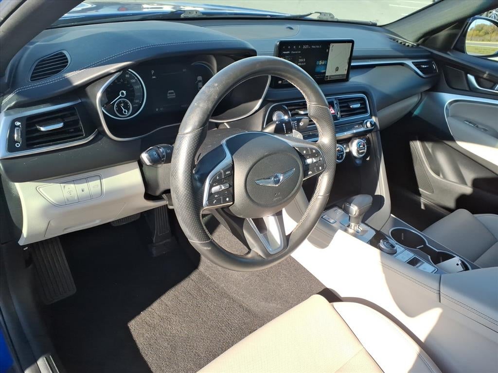 2022 Genesis G70 2.0T