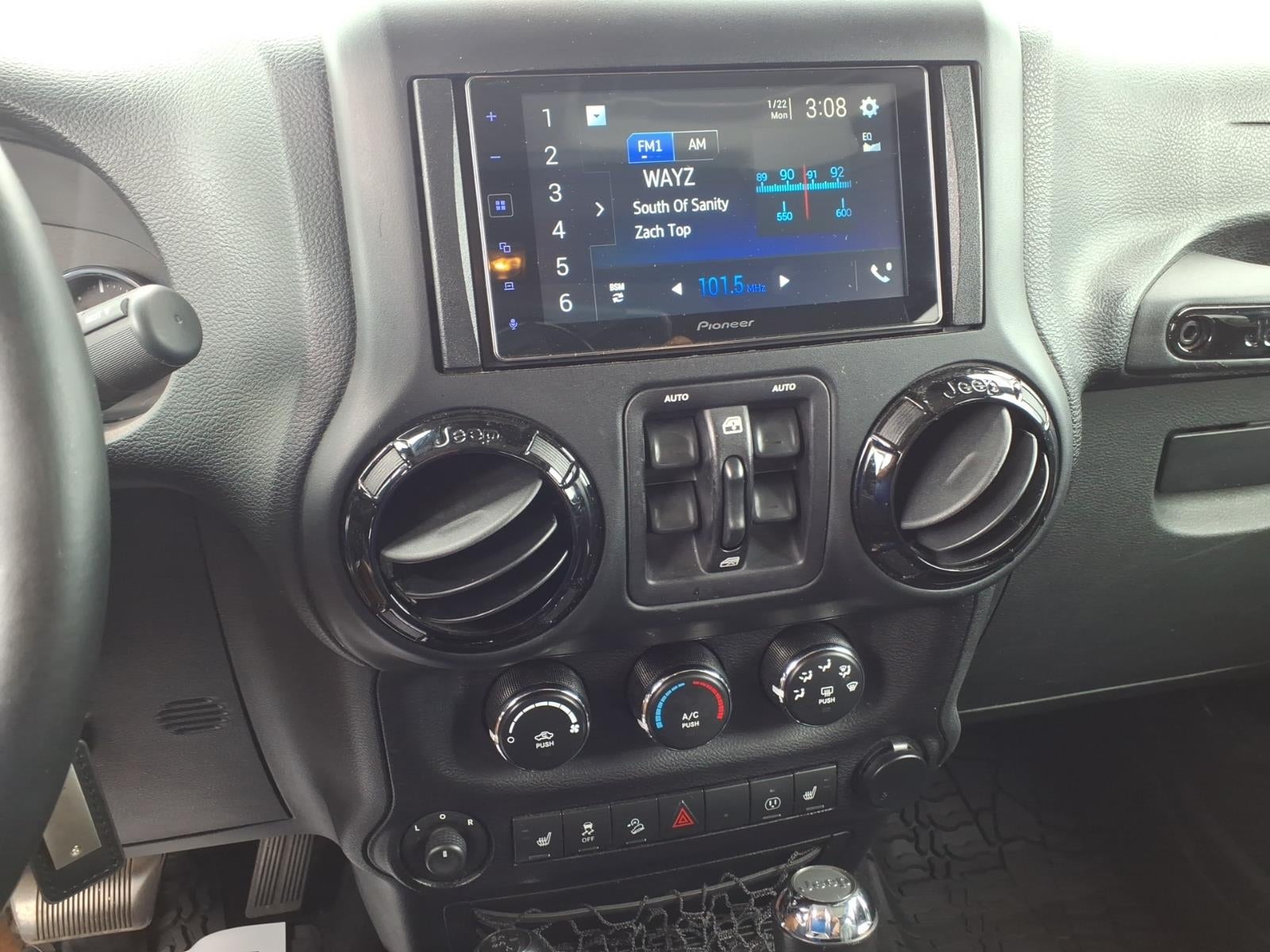 2015 Jeep Wrangler Unlimited Altitude