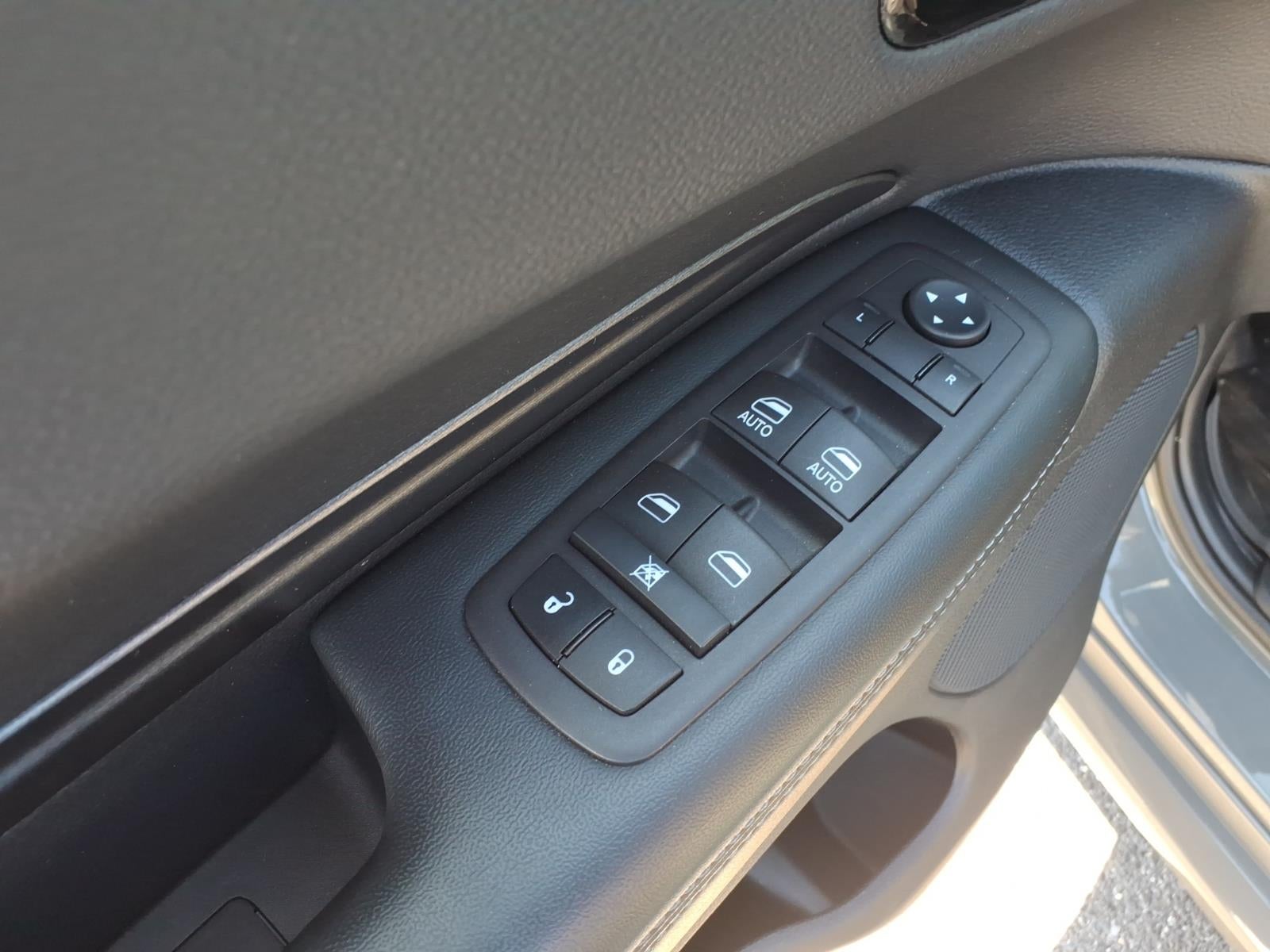 2023 Dodge Durango SXT - Photo 20