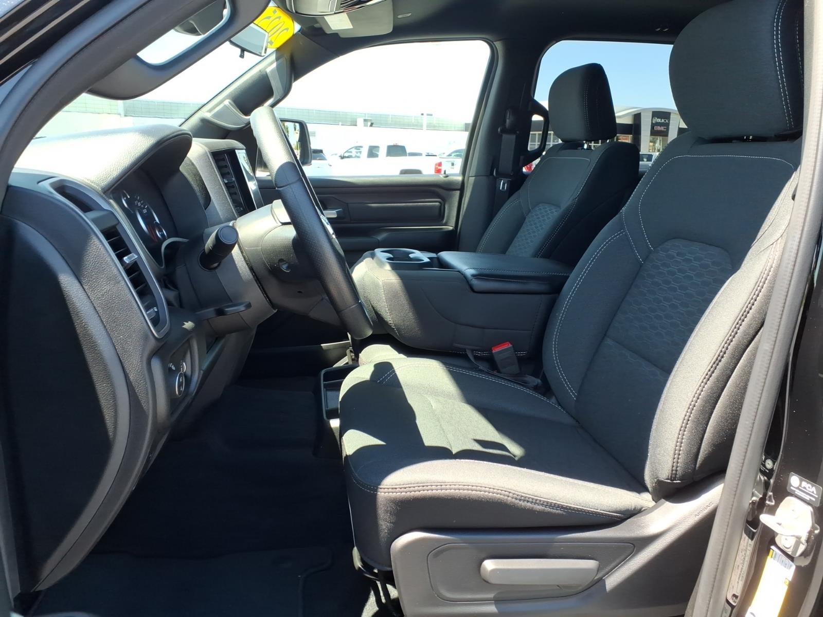 2025 RAM 1500 Tradesman Crew Cab 4x4 5'7" Box