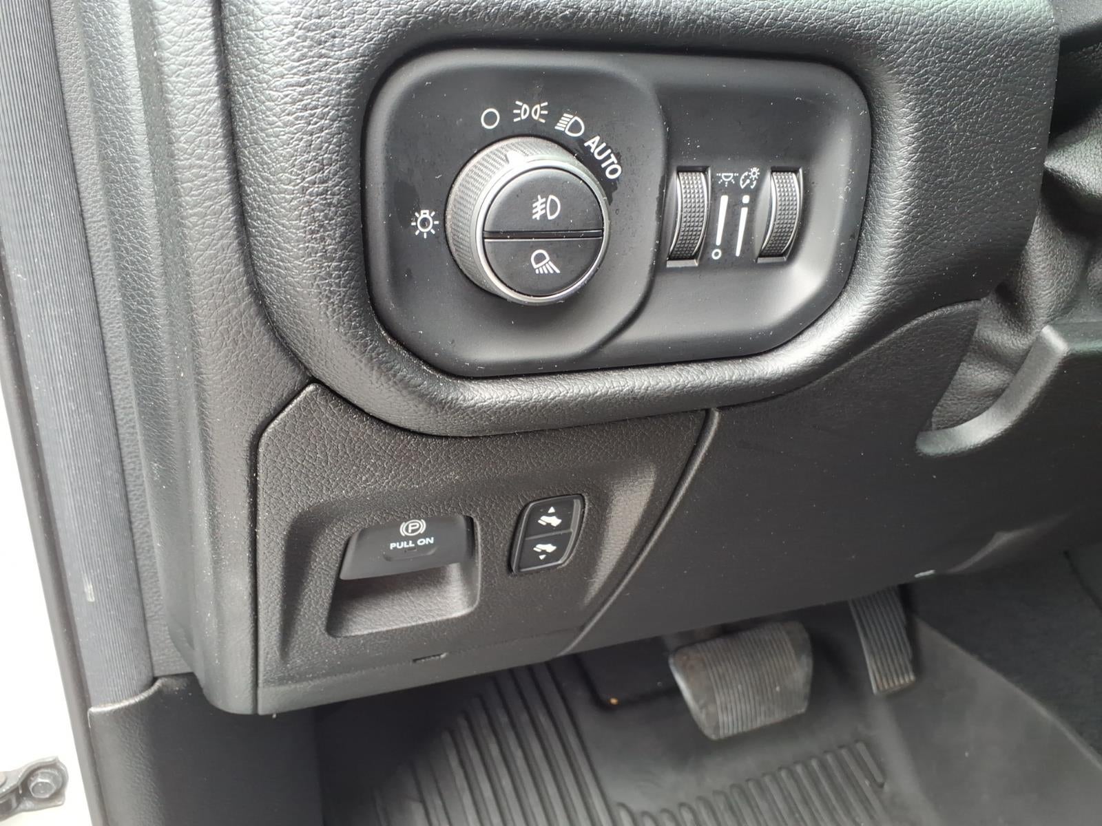 2019 RAM 1500 Rebel Crew Cab 4x4 5'7" Box