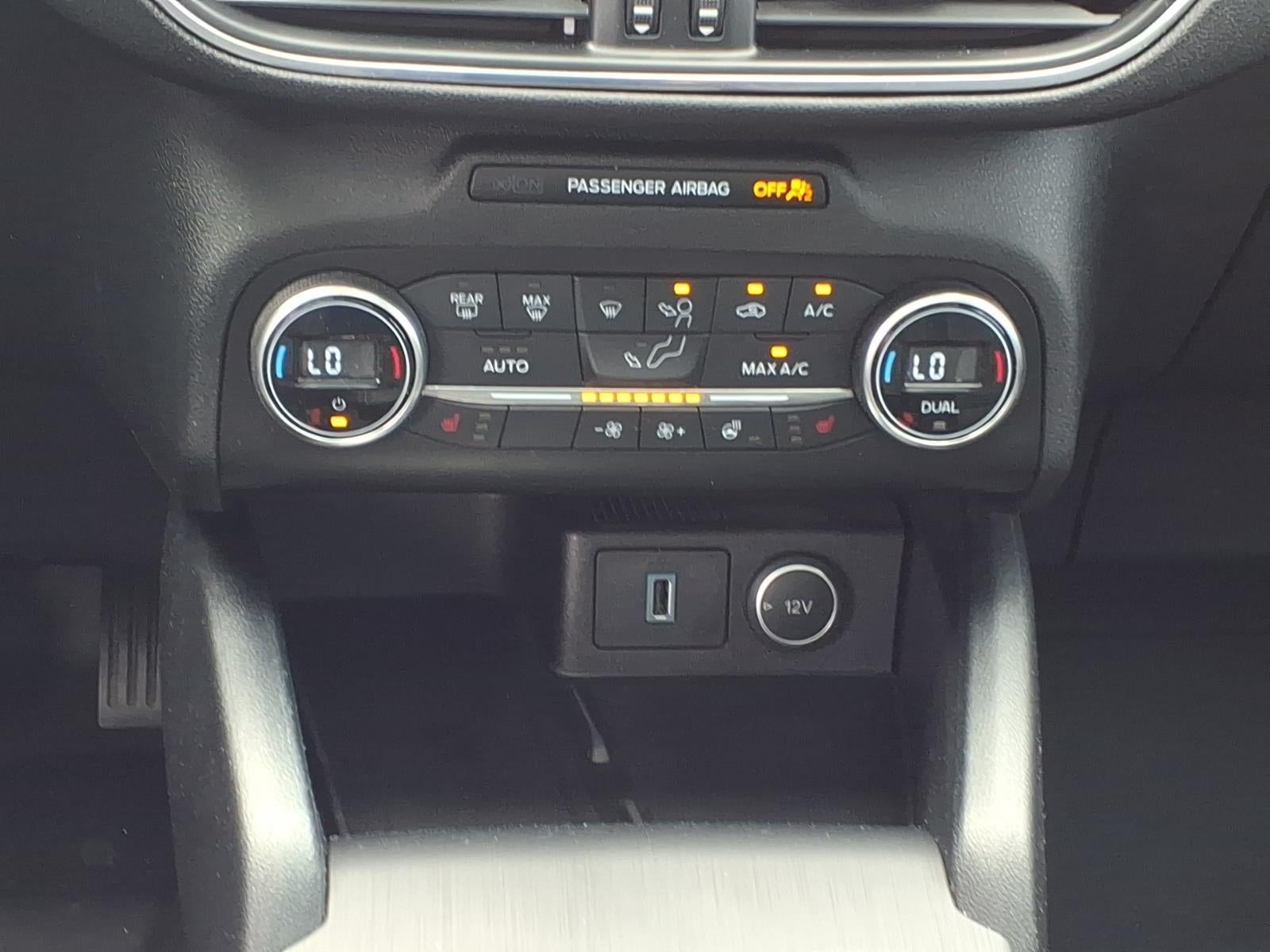 2020 Ford Escape Titanium Hybrid