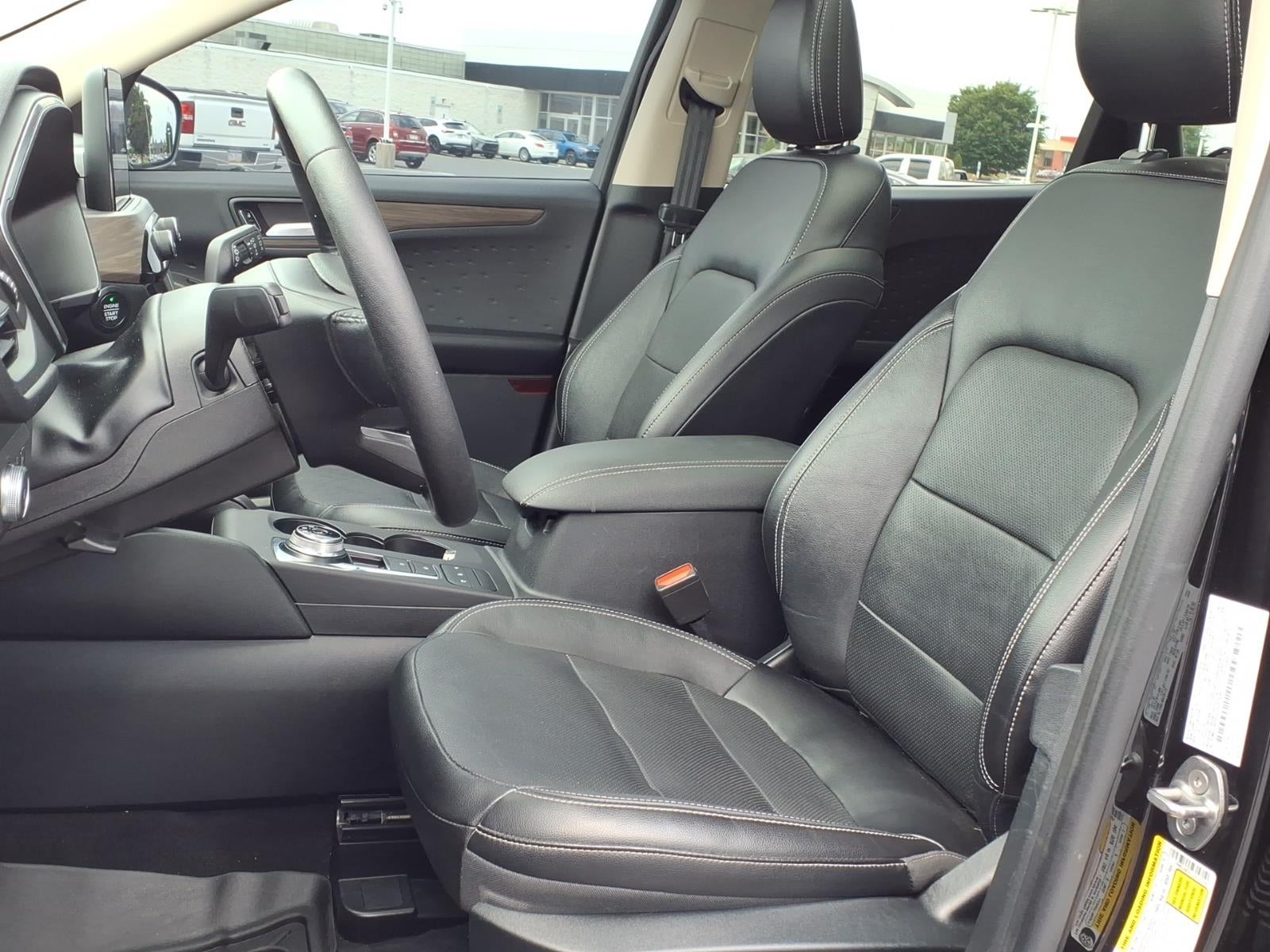 2020 Ford Escape Titanium Hybrid