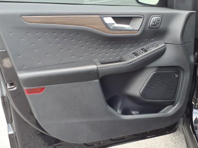 2020 Ford Escape Titanium Hybrid
