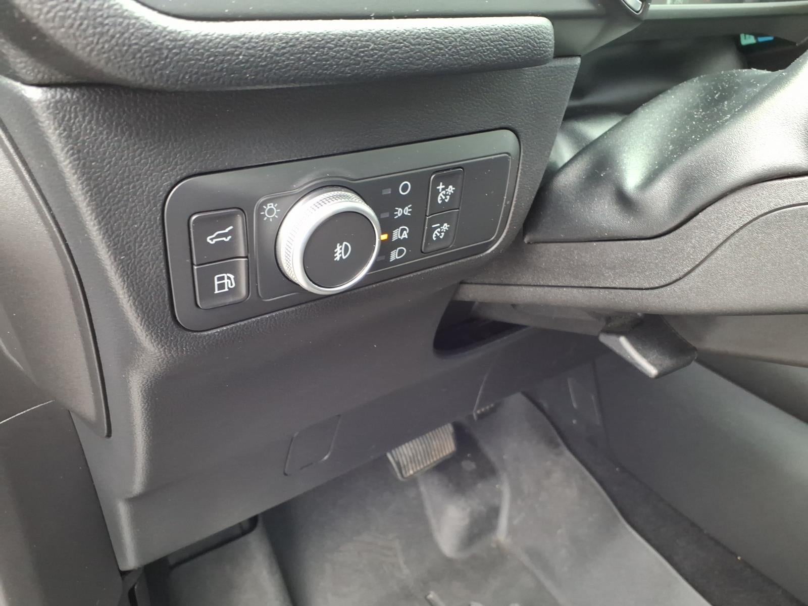 2020 Ford Escape Titanium Hybrid