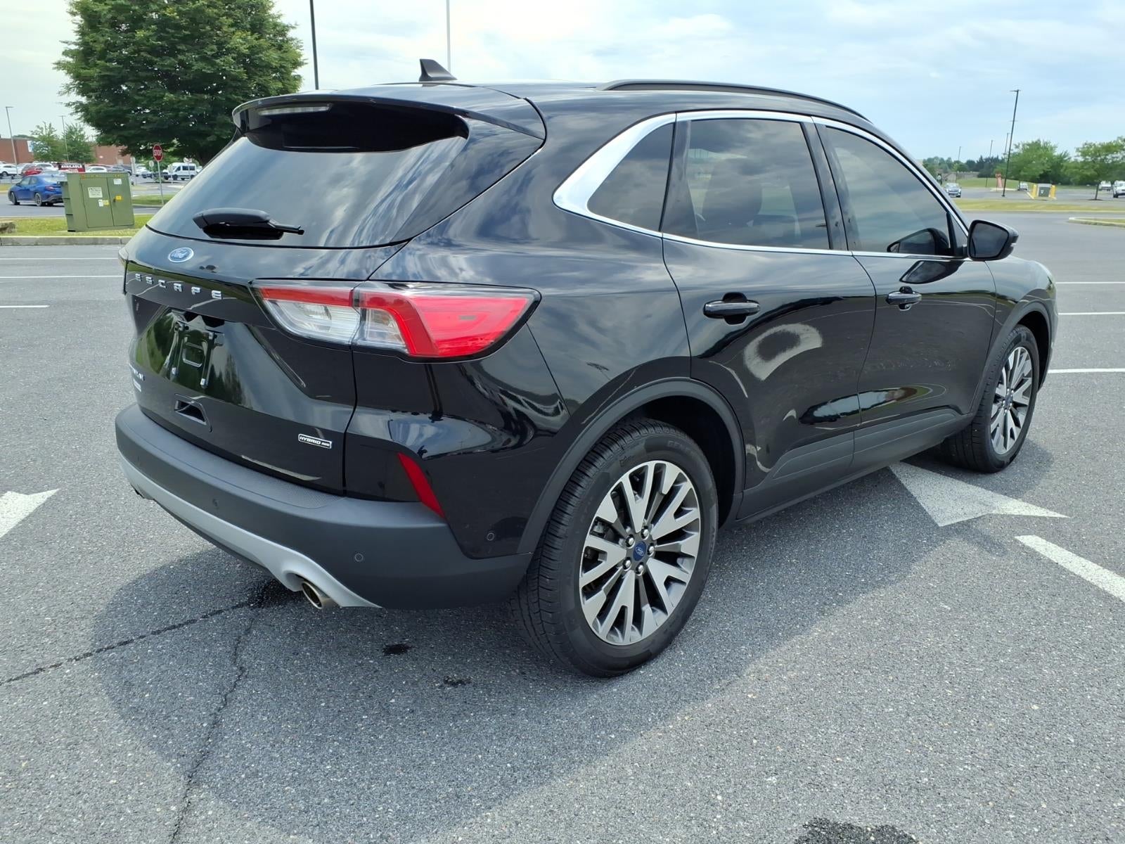 2020 Ford Escape Titanium Hybrid