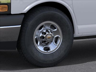 2026 Chevrolet Express Passenger 1LS