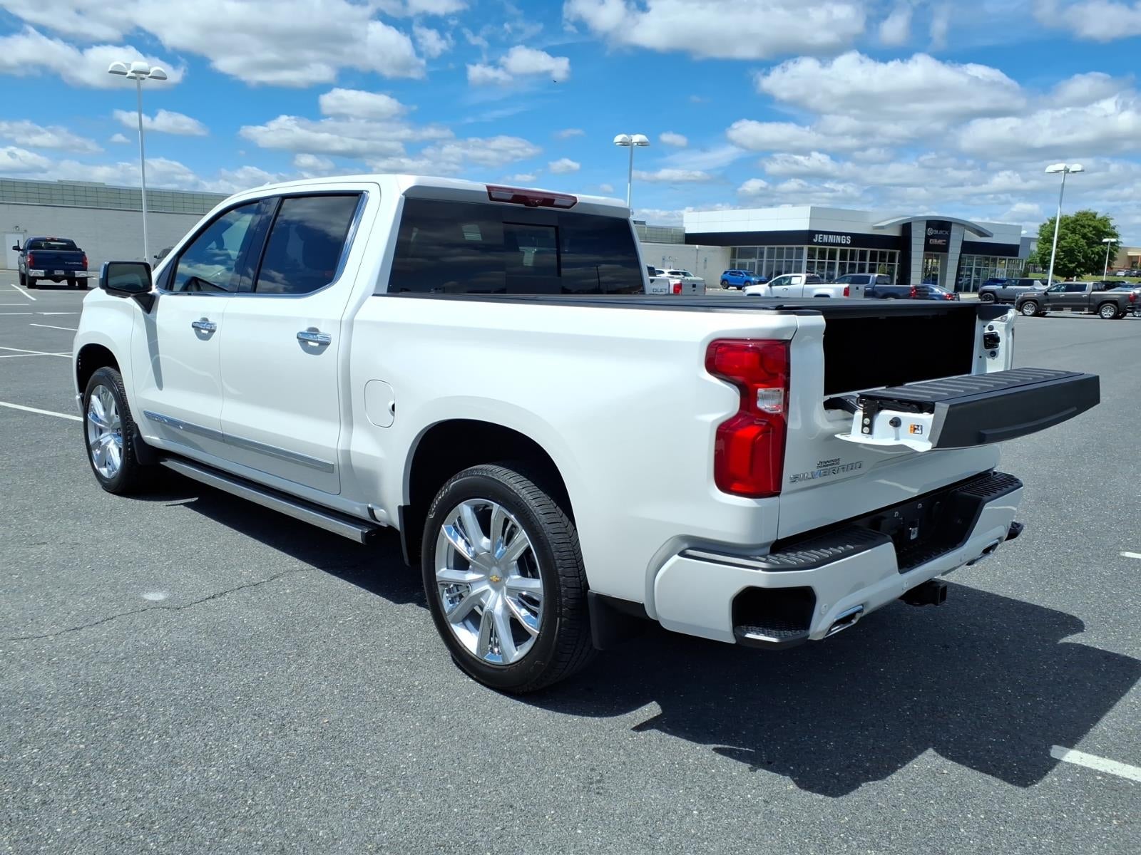 2025 Chevrolet Silverado 1500 High Country