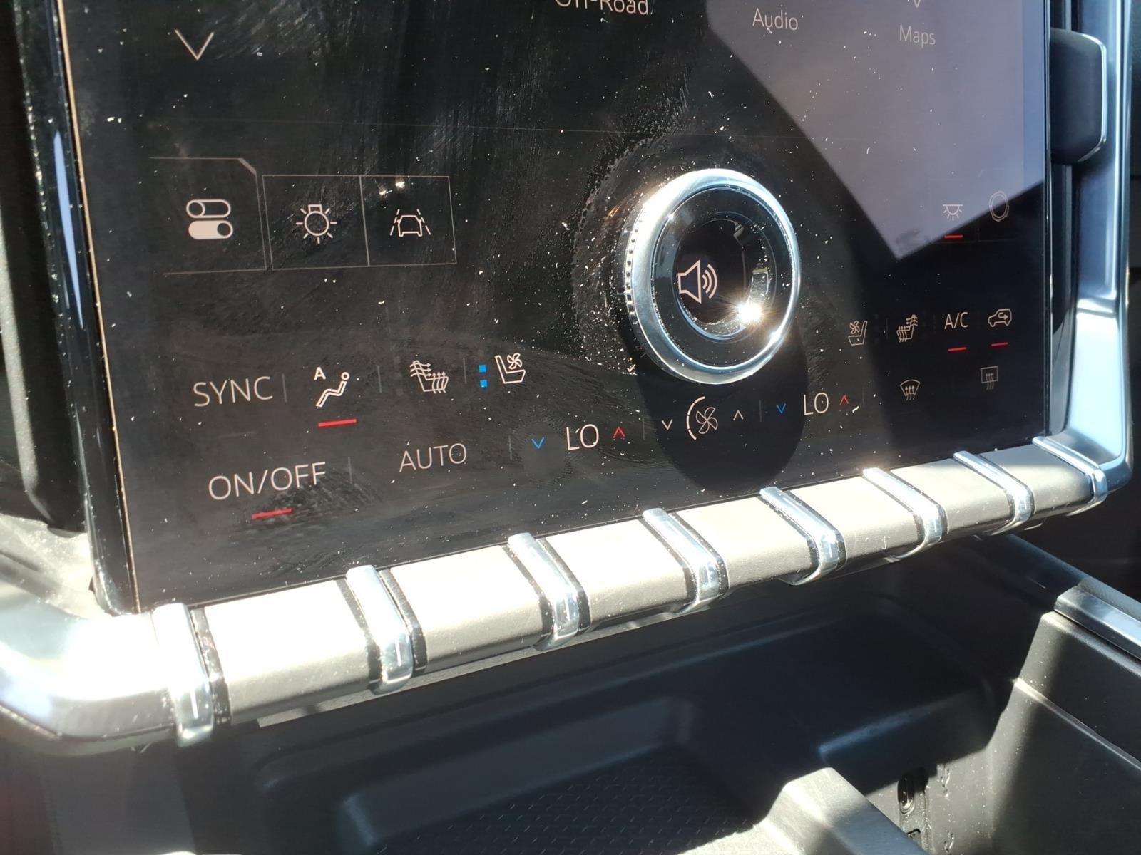 2024 GMC Acadia AT4