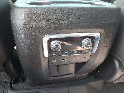 2024 GMC Yukon XL AT4
