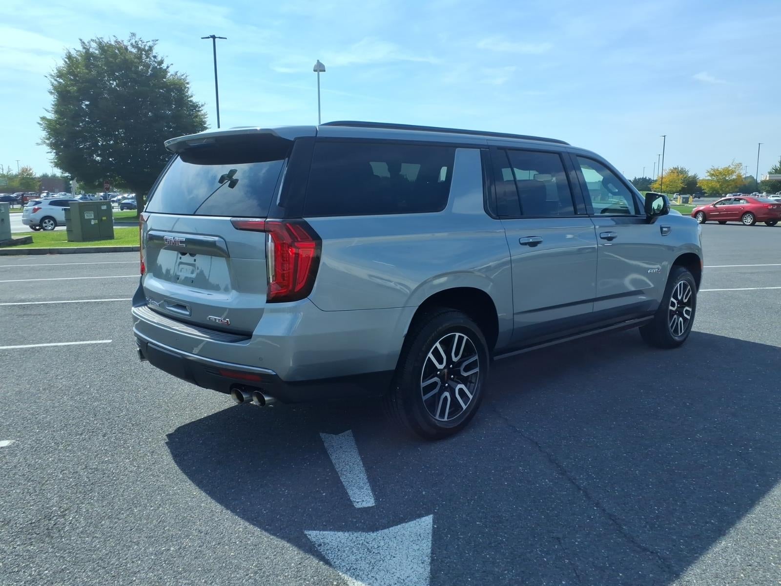 2024 GMC Yukon XL AT4