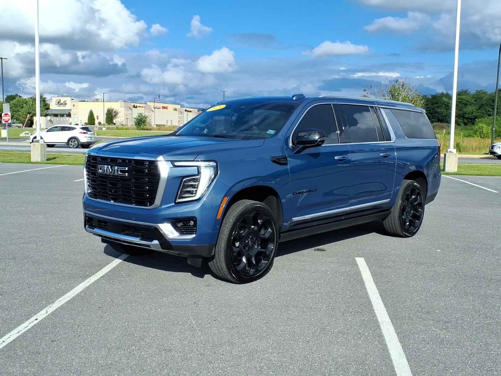 2025 GMC Yukon XL Denali