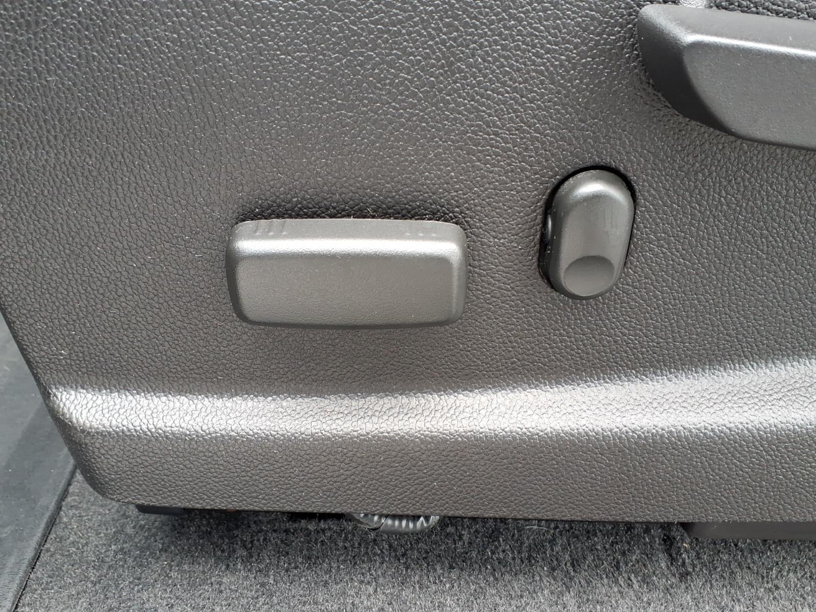 2021 GMC Canyon 4WD AT4 w/Leather