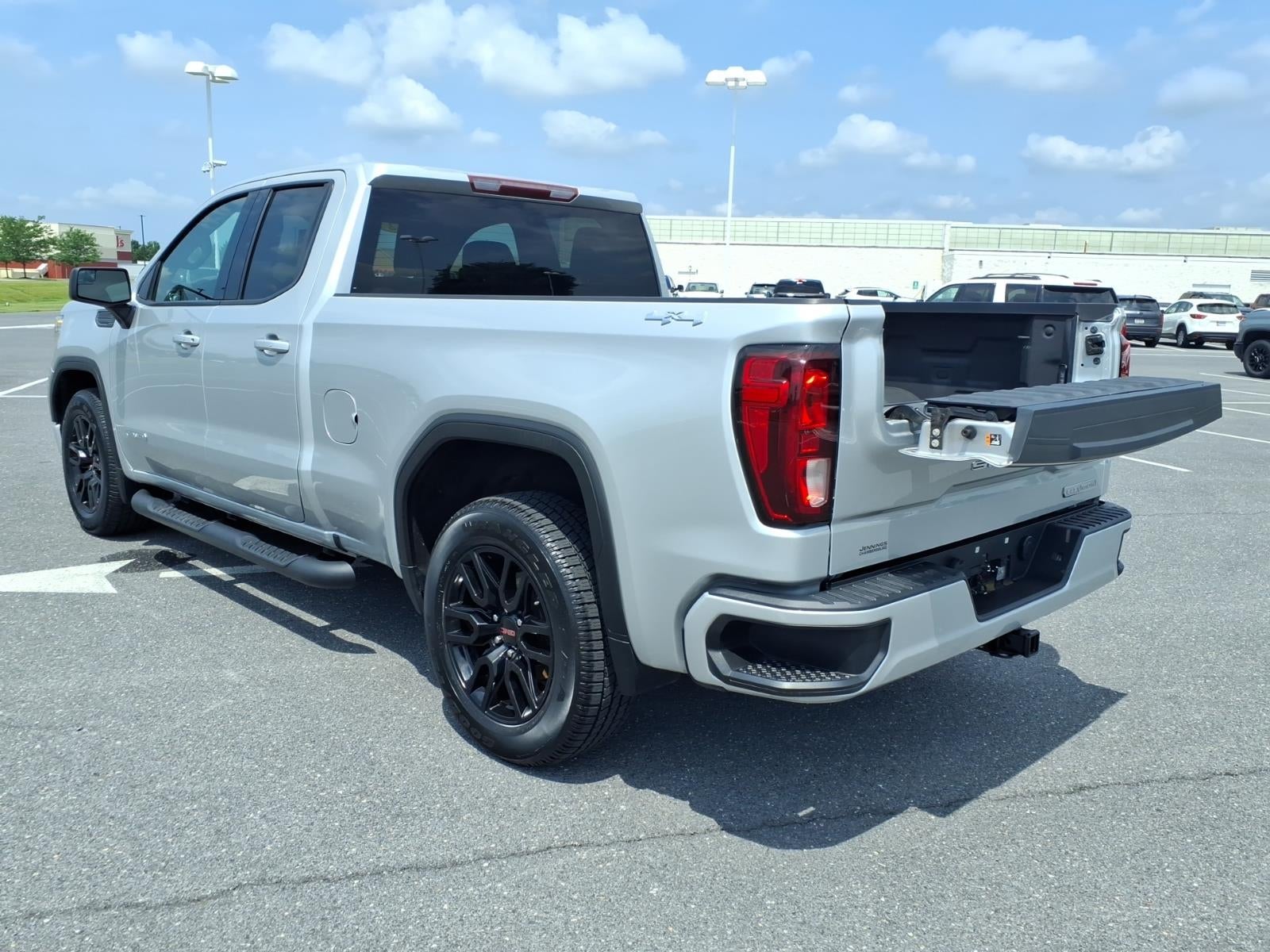 2022 GMC Sierra 1500 Limited Elevation