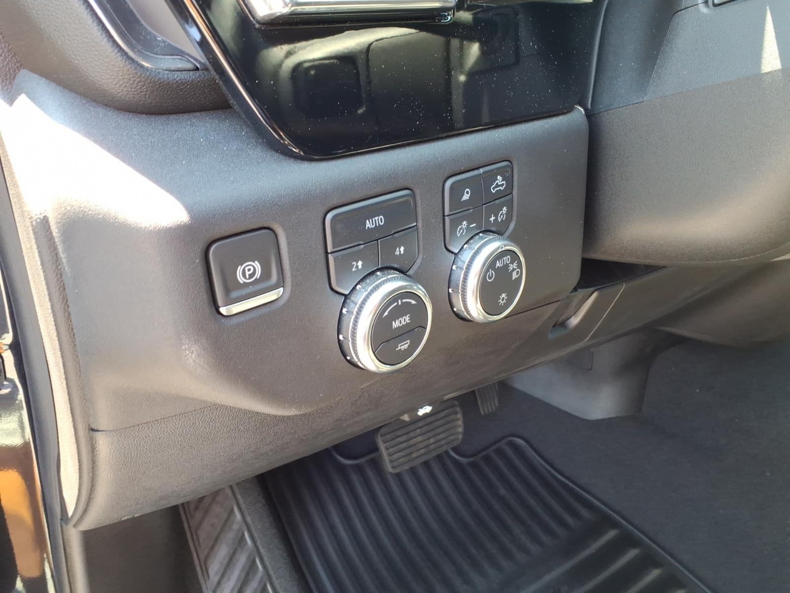 2025 GMC Sierra 1500 SLE