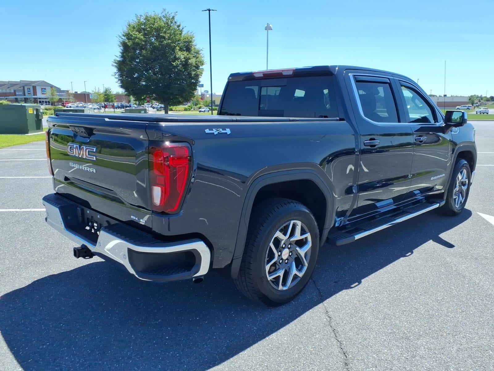 2025 GMC Sierra 1500 SLE