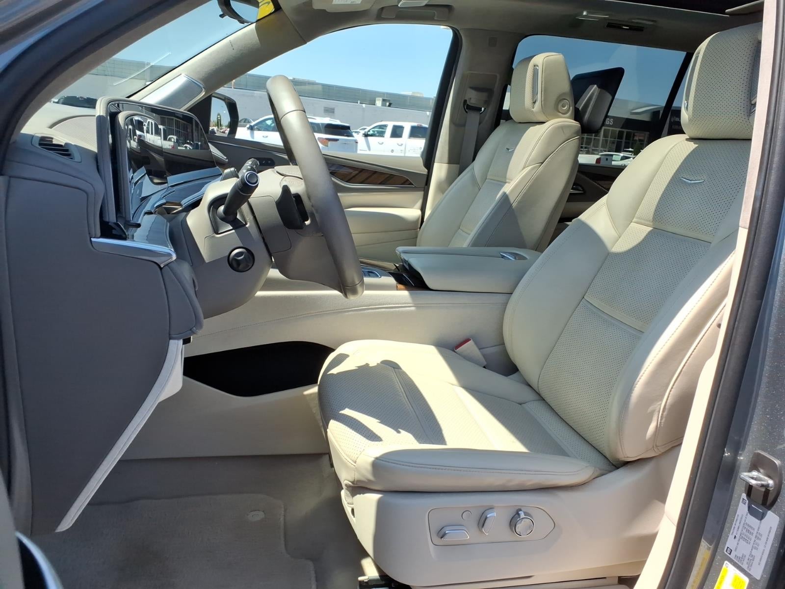 2022 Cadillac Escalade ESV Premium Luxury Platinum