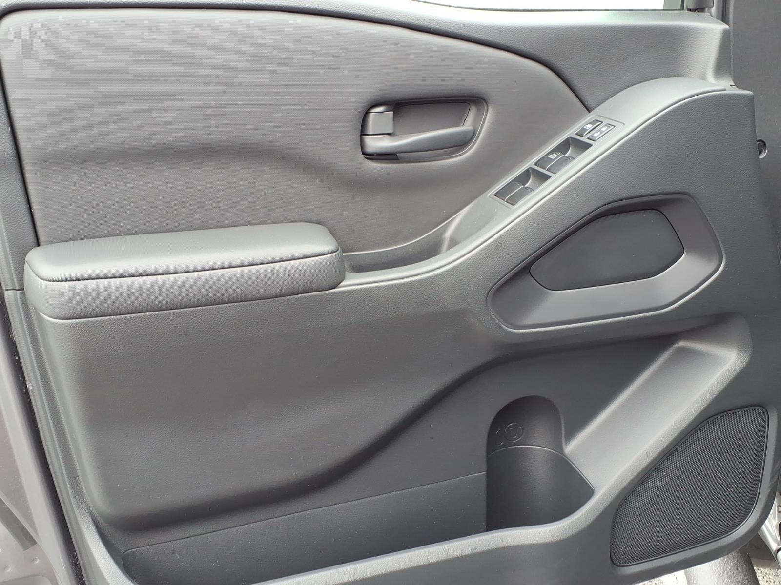 2023 Nissan Frontier S