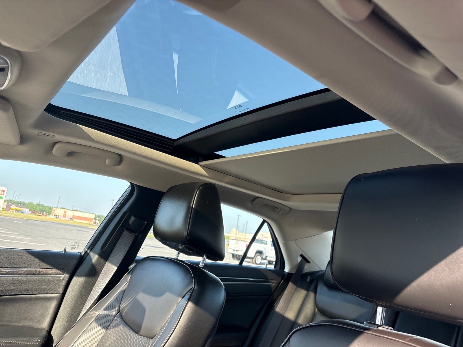 2023 Chrysler 300 Touring L AWD