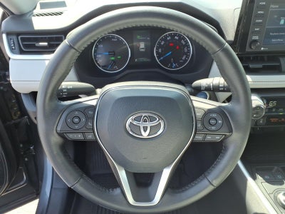 2022 Toyota RAV4 Hybrid XLE