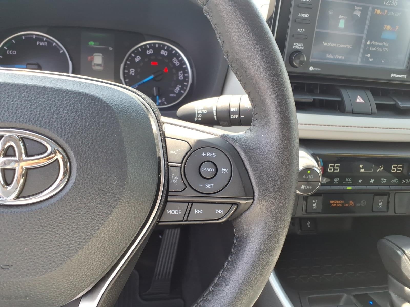 2022 Toyota RAV4 Hybrid XLE