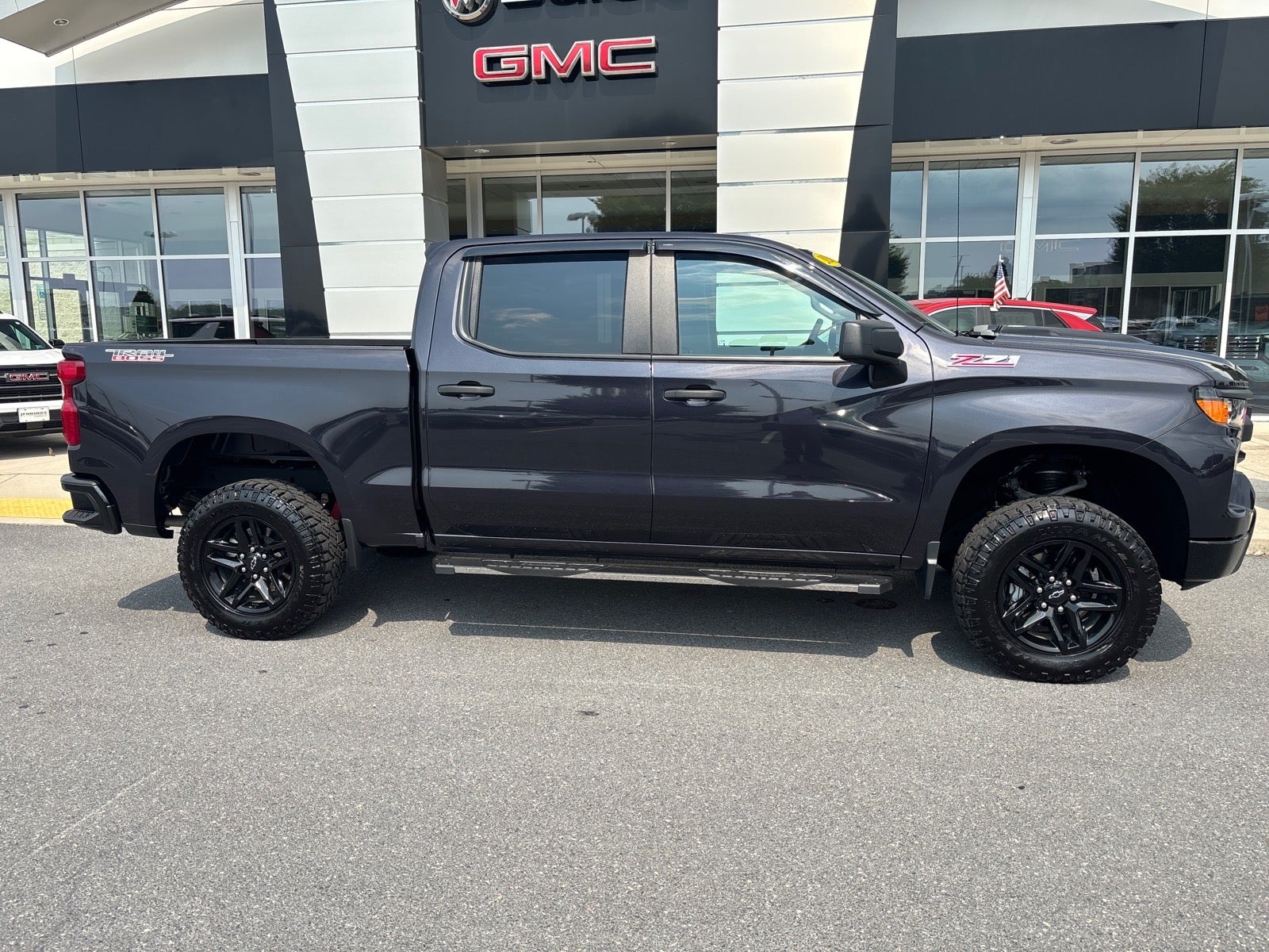 2023 Chevrolet Silverado 1500 Custom Trail Boss