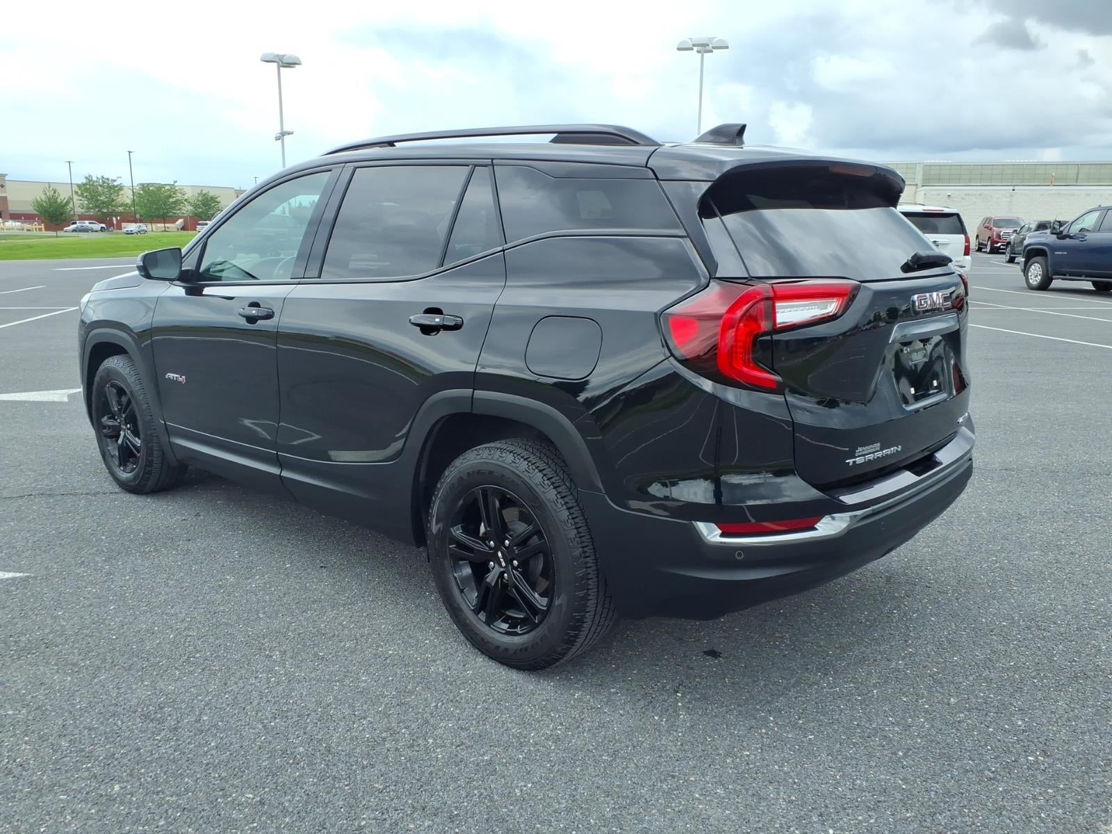 2024 GMC Terrain AT4