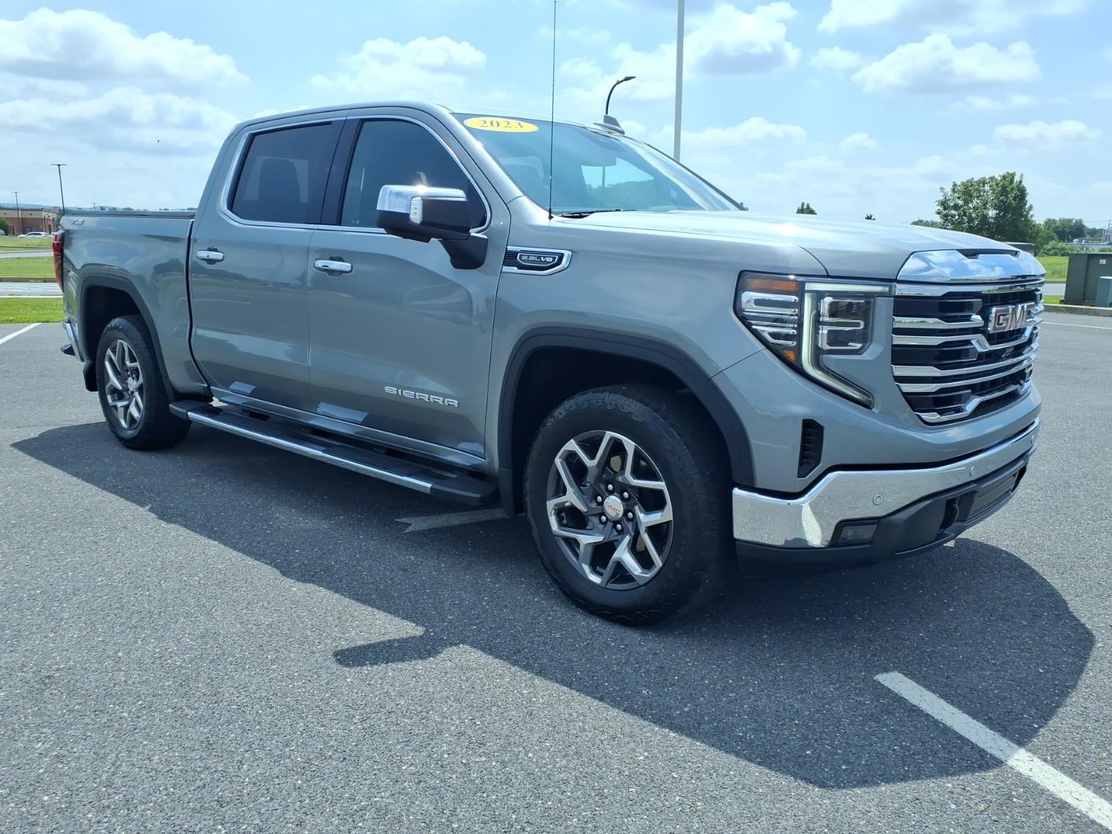 2023 GMC Sierra 1500 SLT