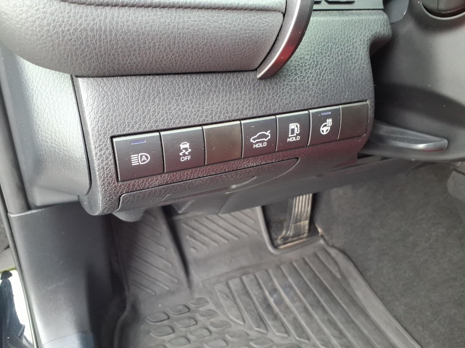 2022 Toyota Camry XSE AWD