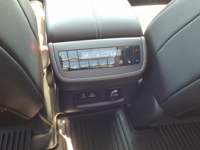 2022 Nissan Pathfinder Platinum 4WD