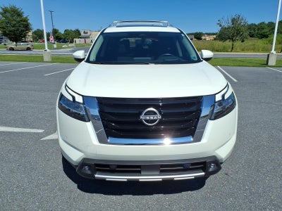 2022 Nissan Pathfinder Platinum 4WD