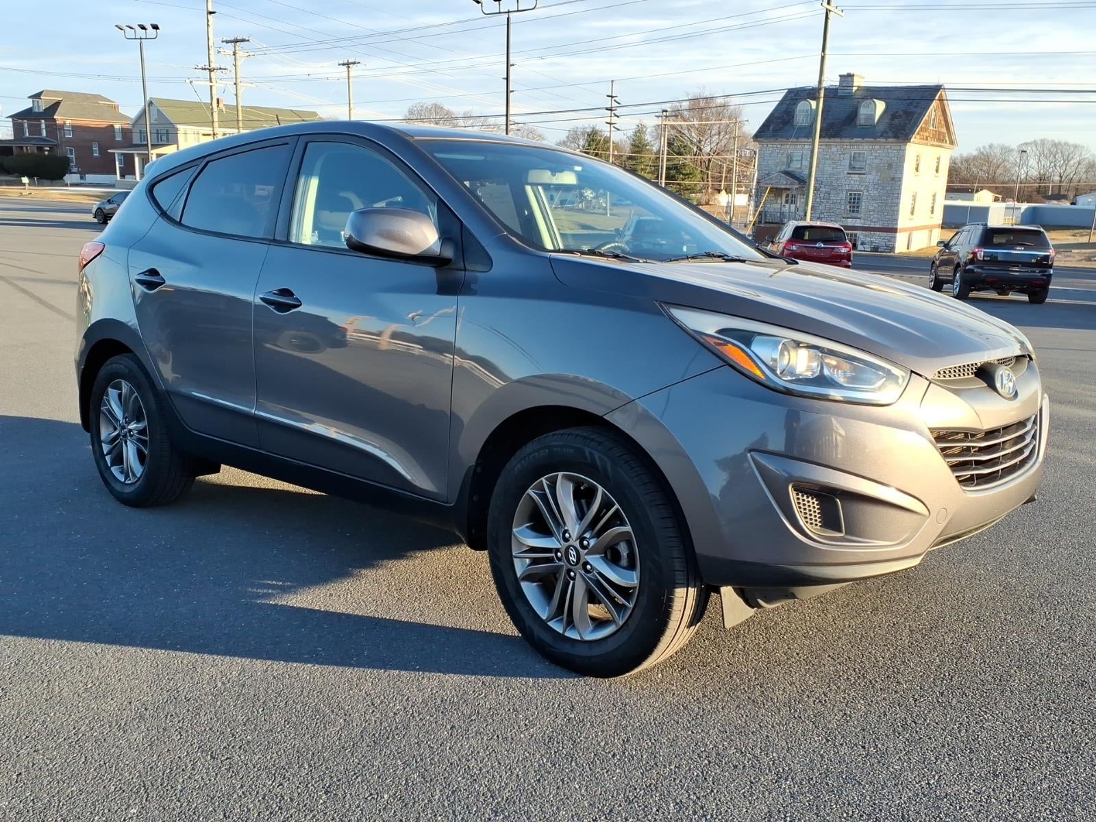 Used 2015 Hyundai Tucson GLS with VIN KM8JTCAF9FU028747 for sale in Chambersburg, PA