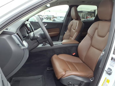 2019 Volvo XC60 Momentum