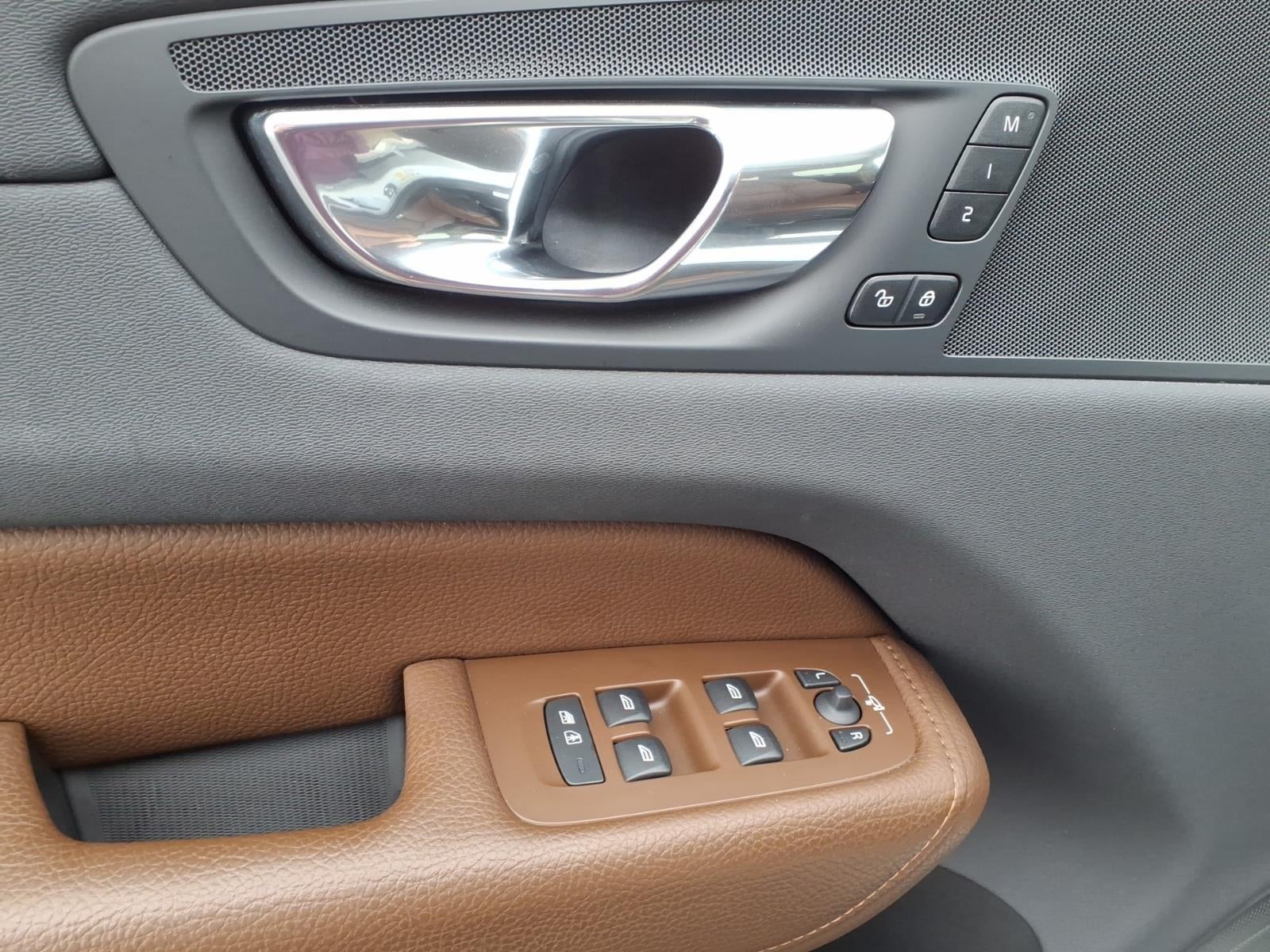 2019 Volvo XC60 Momentum