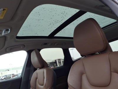 2019 Volvo XC60 Momentum