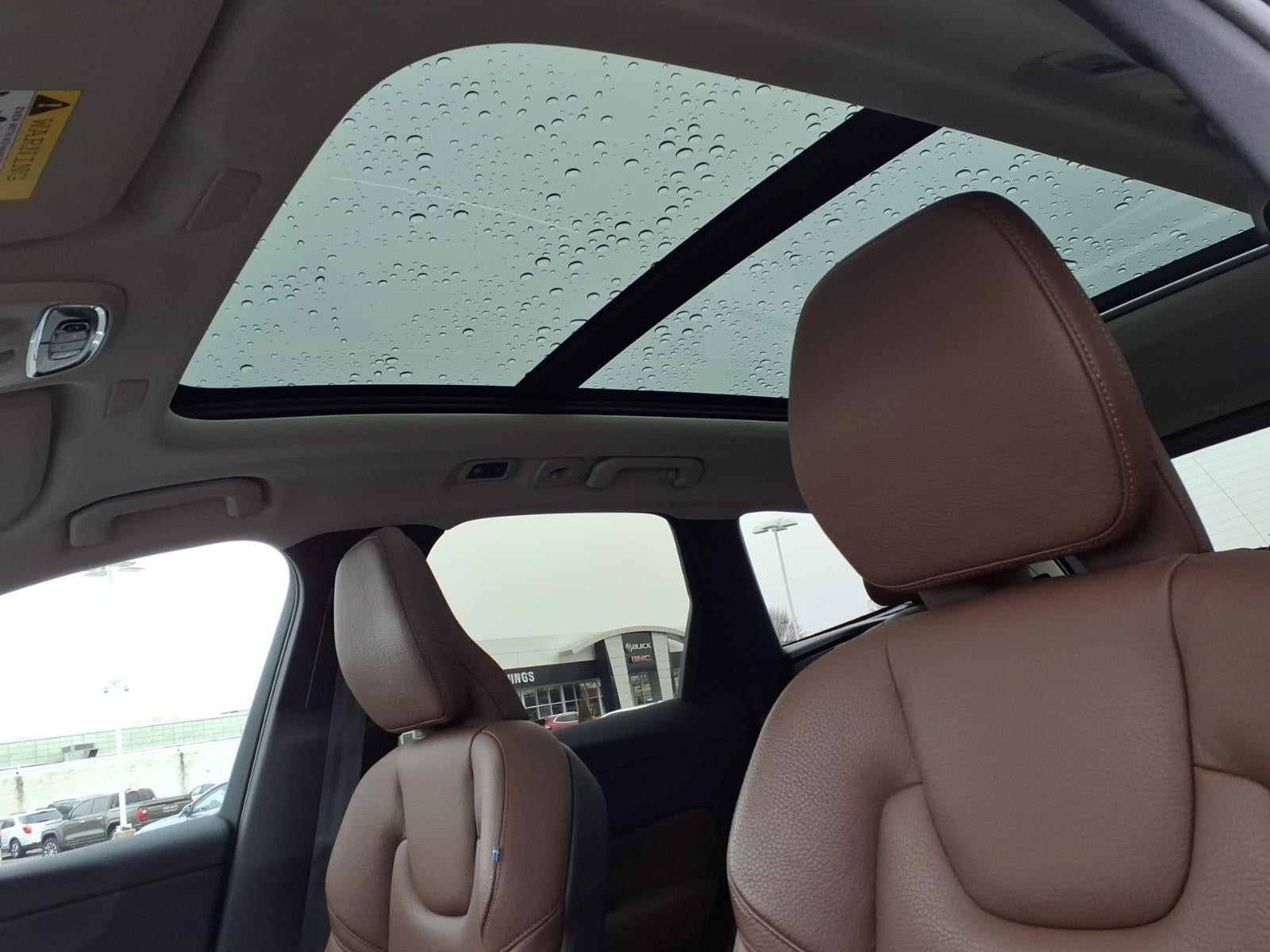 2019 Volvo XC60 Momentum