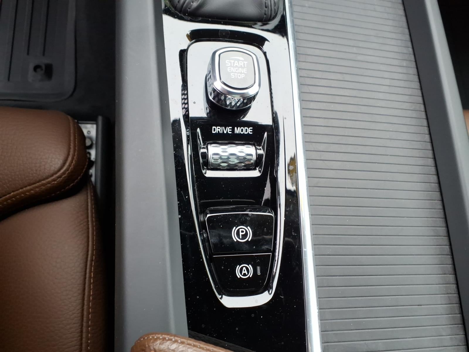 2019 Volvo XC60 Momentum