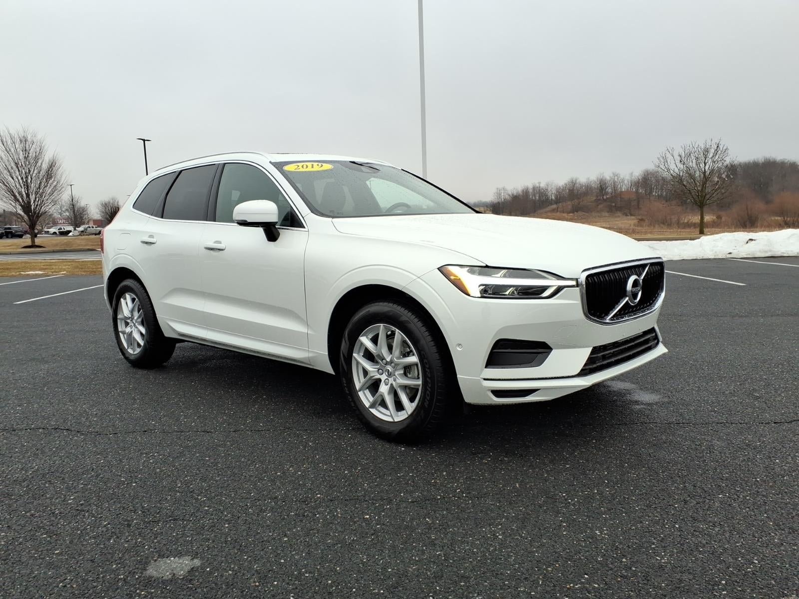 2019 Volvo XC60 Momentum