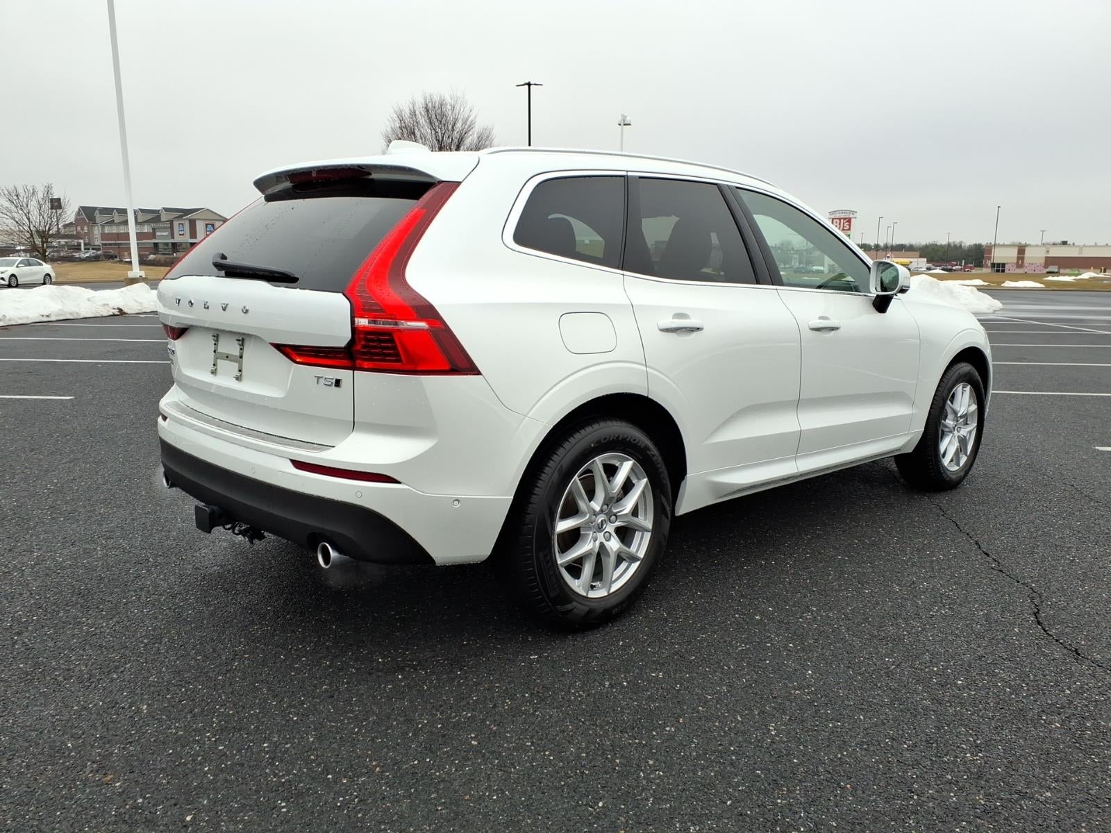 2019 Volvo XC60 Momentum