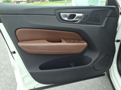 2021 Volvo XC60 T6 Inscription